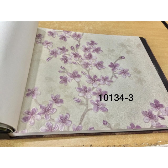 Wallpaper Dinding Motif Bunga Sakura