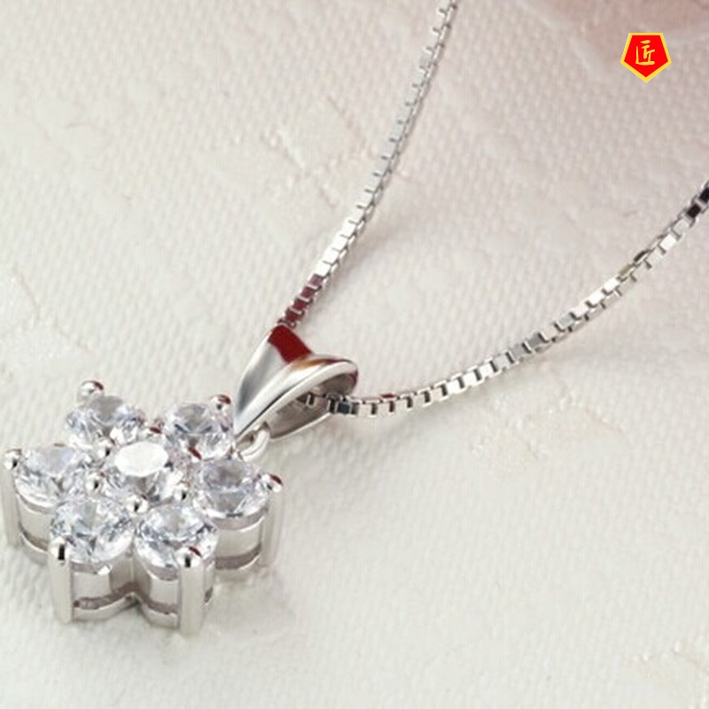 [Ready Stock]Six-Petal Edelweiss Pendant for Women All-Match Silver Accessories Fashion