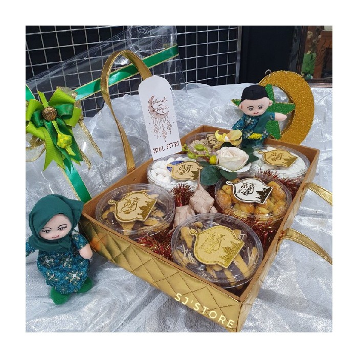 

Limited hampers Promo 5 murah Paket toples kering kue box lebaran