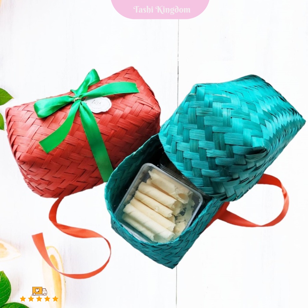 

Besek Bambu Anyaman / Kotak Anyaman merah Big Size , Besek Bambu Merah besek bambu panjang 24cm