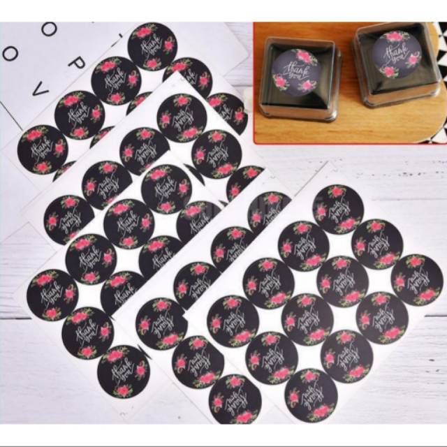 

Stiker Label "Thank You" Motif Bunga Warna Hitam untuk Paket/Souvenir/Cupcake Box/Undangan