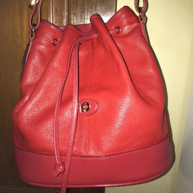 Preloved tas papillon