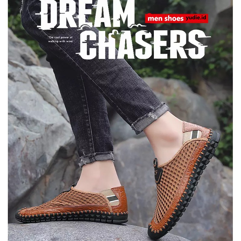 Sepatu Pria Casual Shoes Sepatu Flat Sepatu Slip on Pria  Bernapas Sepatu Sandal Hiking Pria