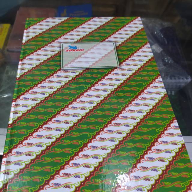 

Buku folio isi 100