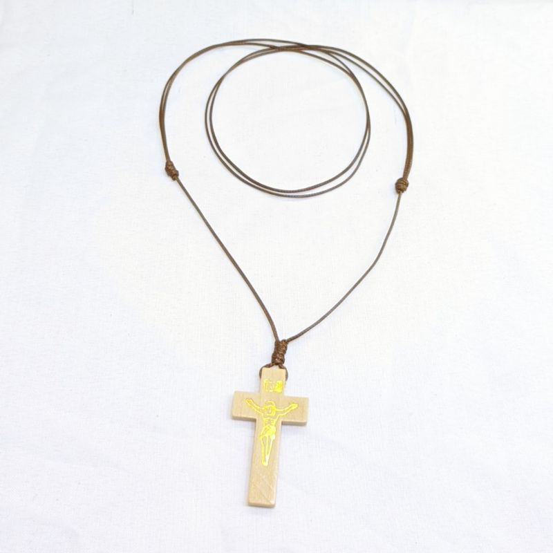 Kalung Salib Kayu Pinus Handmade Rajarta Sanjaya