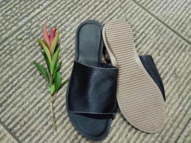 Sandal Slop Teplek Wanita Sendal Kokop Wanita Slop Cewek Kekinian Sandal Kulit Papirut Asli Garut-2