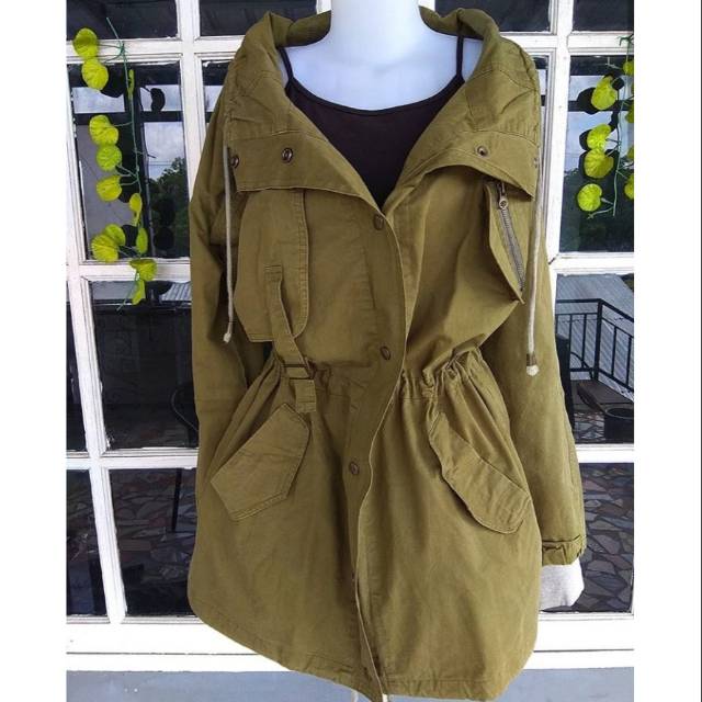 Parka army fashion Preloved/ parka bekas/ parka preloved/ baju bekas/ jaket bekas/ jaket preloved
