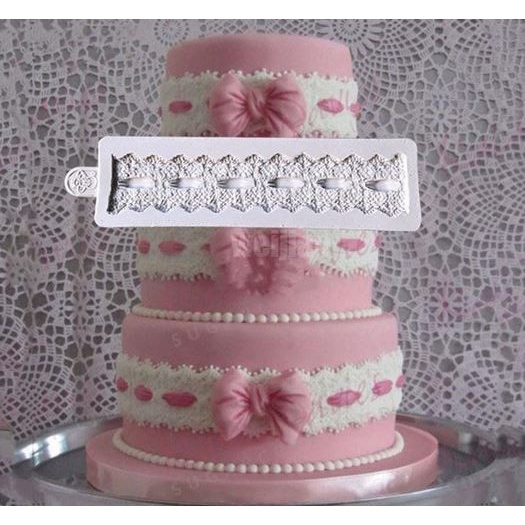 3D Silicon Mold Fondant Cake Decoration - Ribbon Lace 17x4.5cm