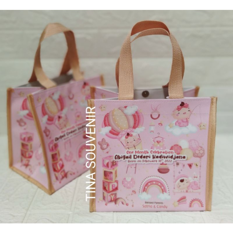 

TAS custom "UNIKE BAG" kwalitas PREMIUM uk 20 x 15 x 20 cm min 2 lsn FREE DESAIN