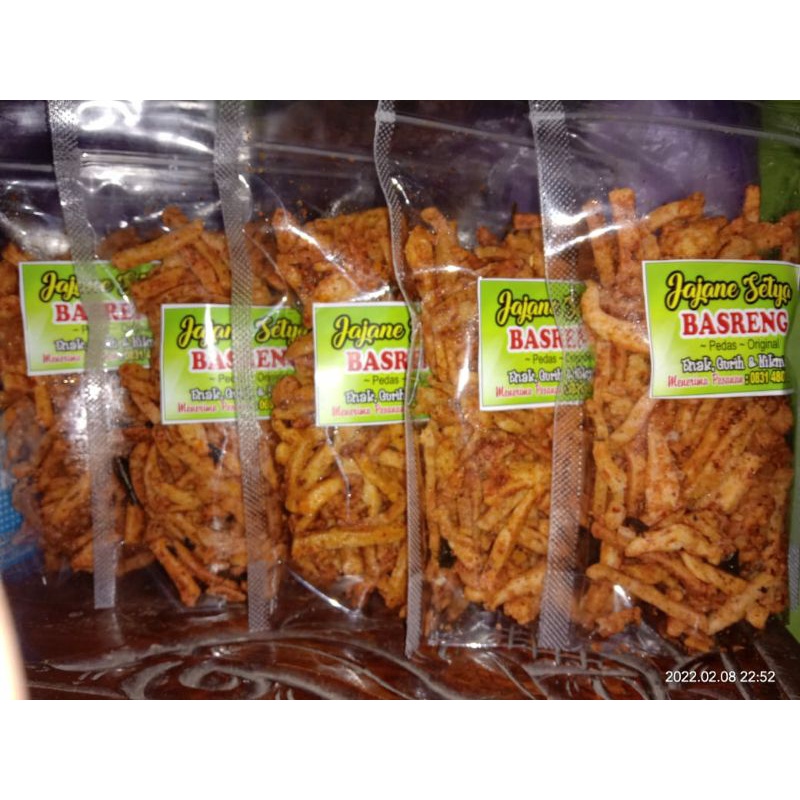 

Basreng Pedas daun jeruk dan original