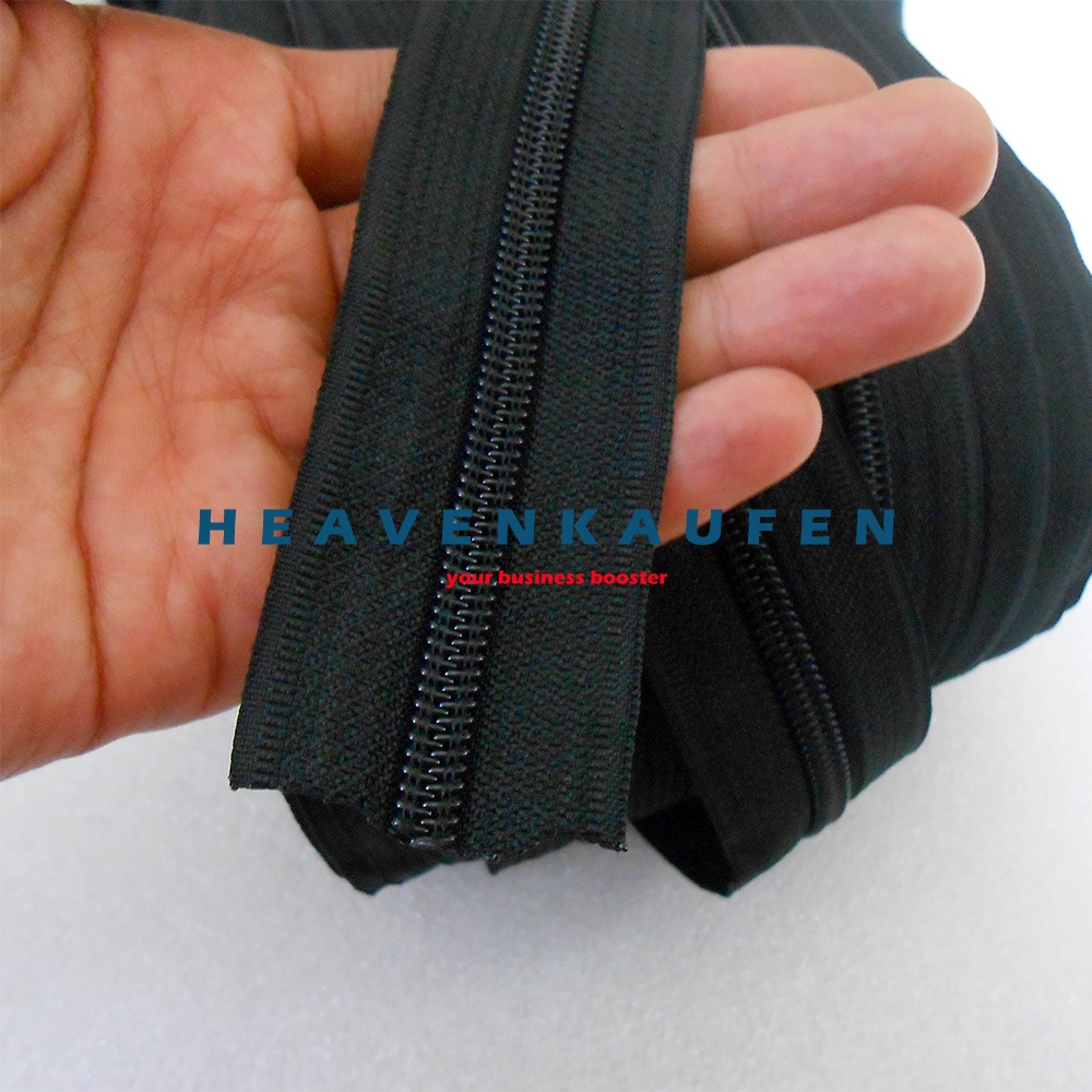 Resleting Zipper Longchain YEE Coil Nilon Gigi Halus No 5 Warna Hitam Meteran