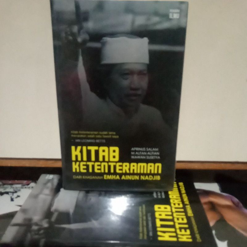 Buku Agama Islam - KITAB KETENTRAMAN " ARI KHASANAH EMHA AINUM NAJIB