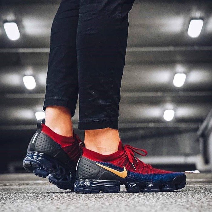 vapormax 2 team red