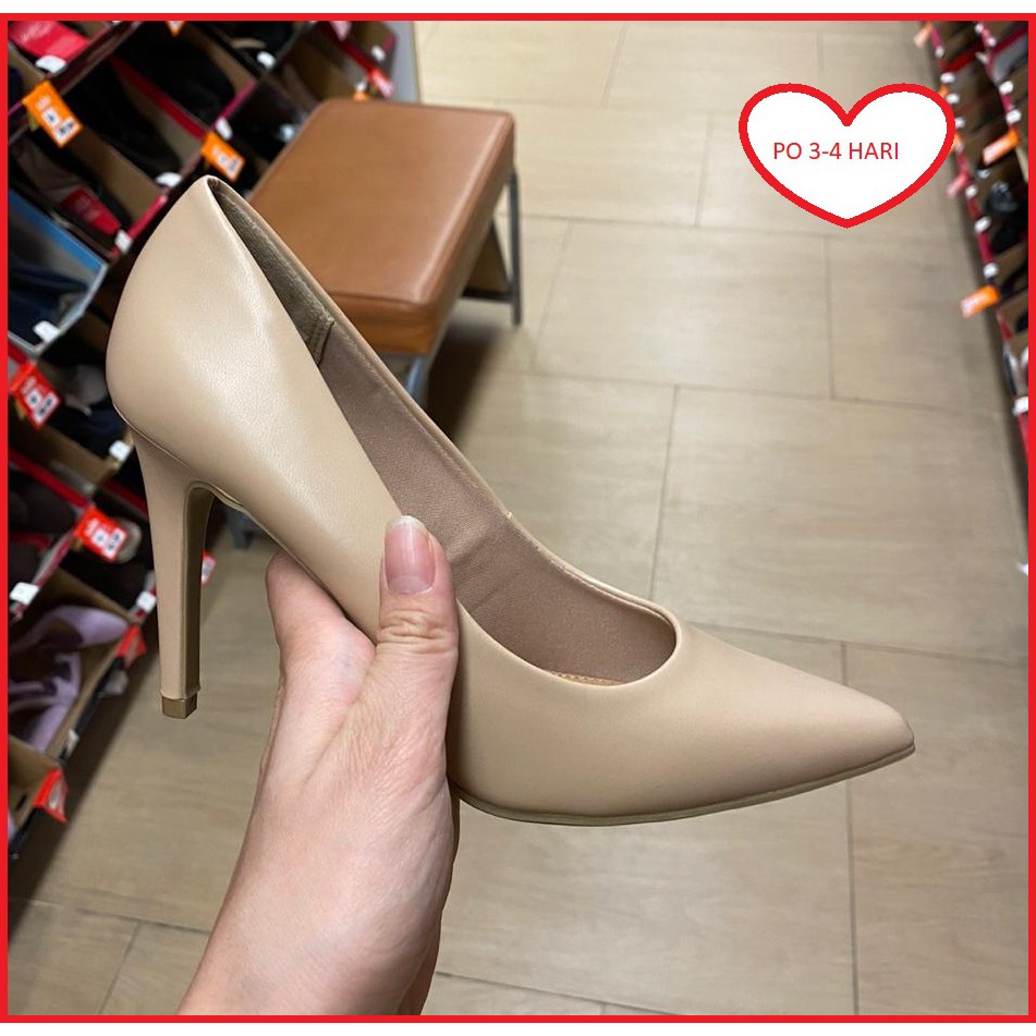 christian siriano habit