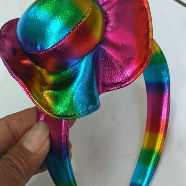 Bando topi untuk anak