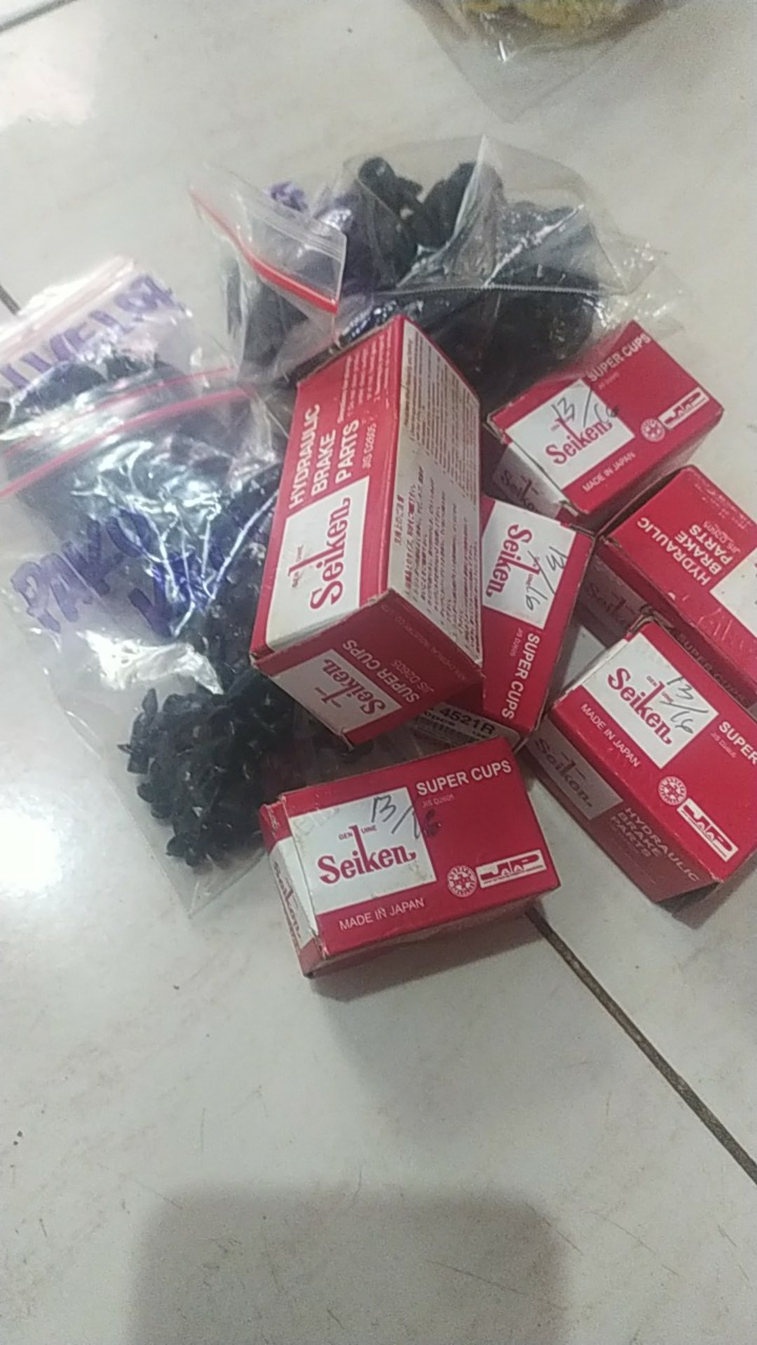 Kancing Paku Kecil Harga 100pc