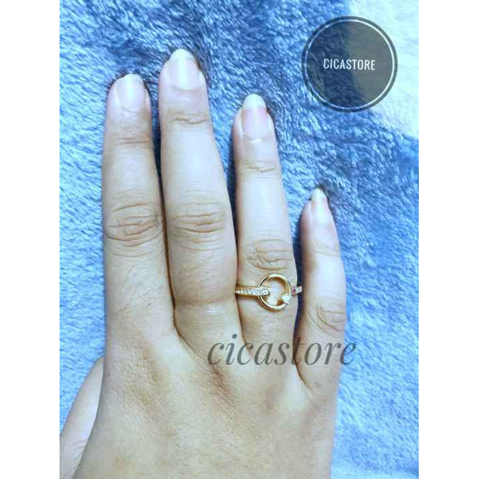 cincin titanium wanita dengan permata anti karat