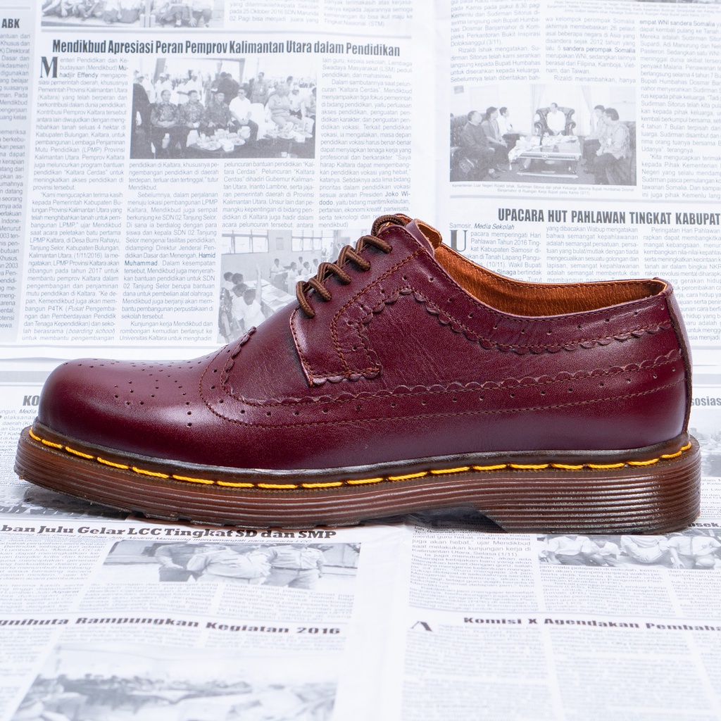 Sepatu Boots Pria Casual Docmart Brouge Wingtip Low Boot Kulit Asli