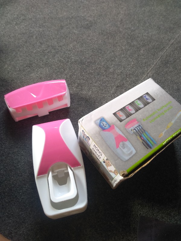 Dispenser Odol Pasta Gigi Dan Sikat Gigi