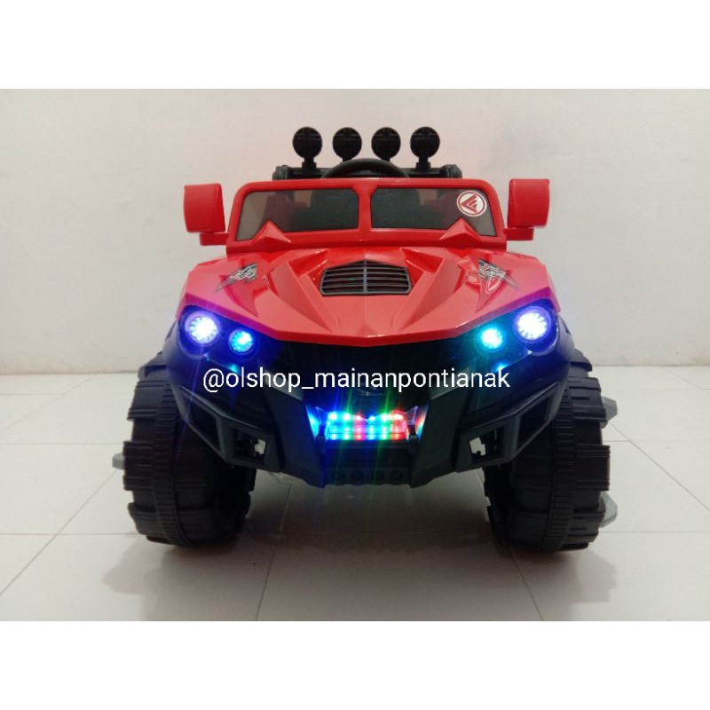 Mobil Aki Jeep Pontianak (EJP-7702)