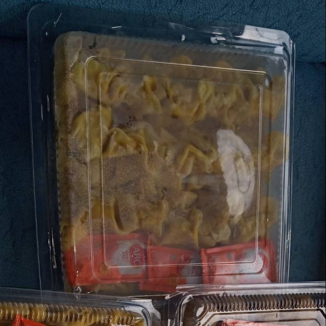 

Pangsit isi ayam
