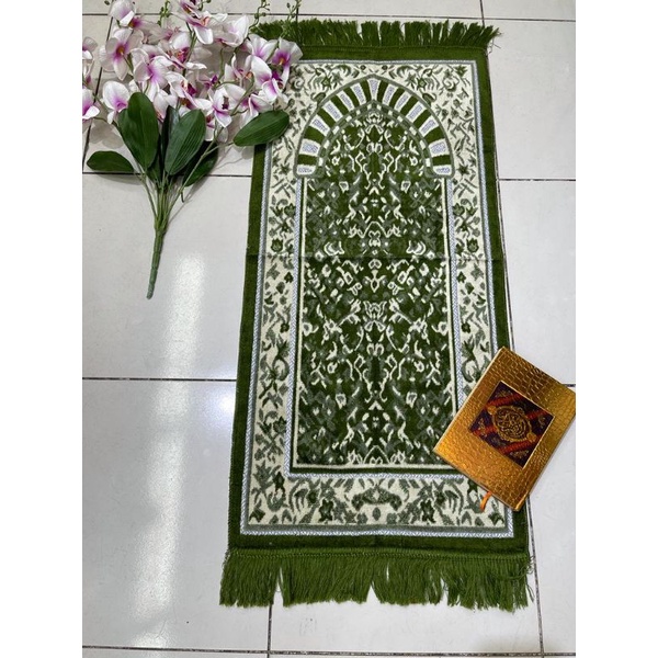 SAJADAH BULU TURKY HALUS LEMBUT UKURAN 50×100cm midi tanggung