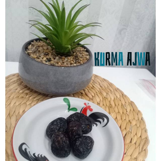 

Kurma Ajwa 1kg