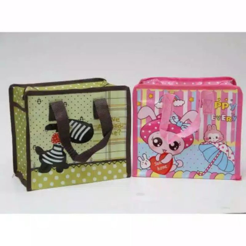 #TAS KOTAK MINI (20 × 23 x13 cm)#TAS KOSMETIK#TAS MUKENA#