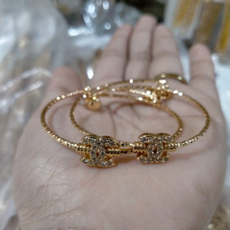 gelang tangan anak isi 2PCS, motif channel