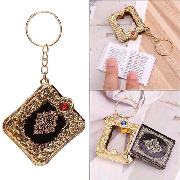 Gantungan Kunci Al Quran / Alquran Mini Souvenir / Gantungan kunci ALQUR'AN / ALQUR'AN MINI Import