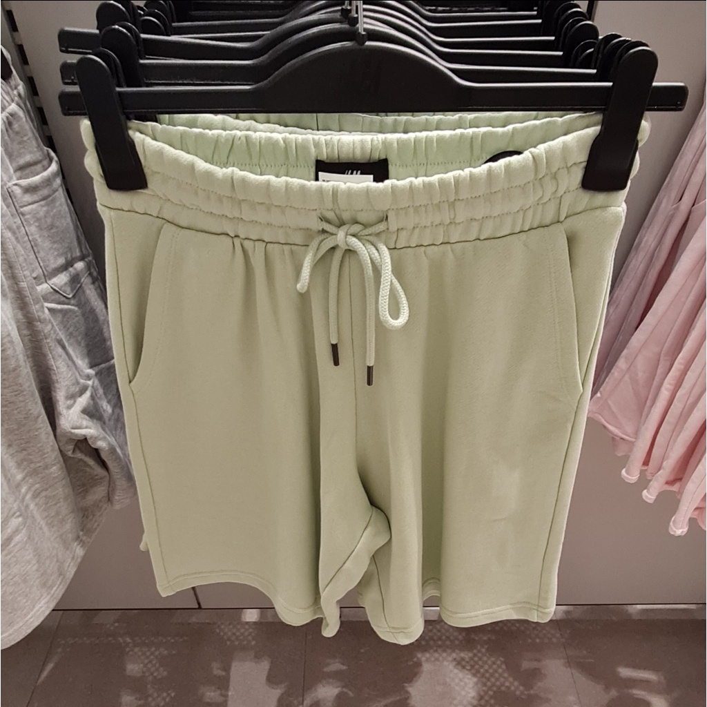 celana hnm original / h*m short pants