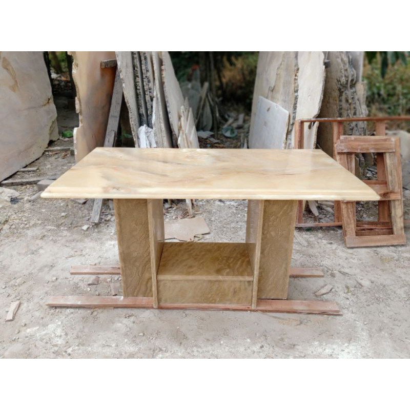 Meja Makan Onyx 150x80