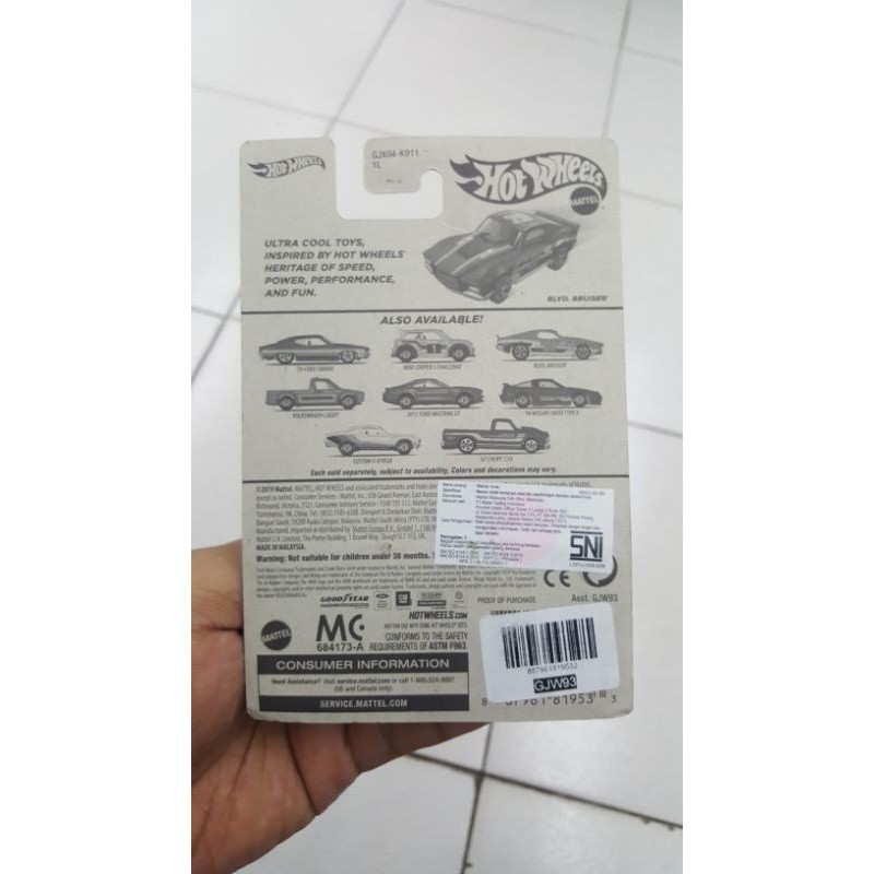 Hot Wheels Flying Custom BLVD Bruiser