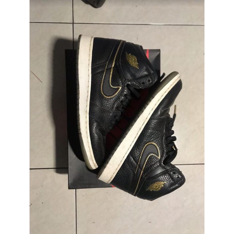 Nike air Jordan 1 retro high Og Black Gold