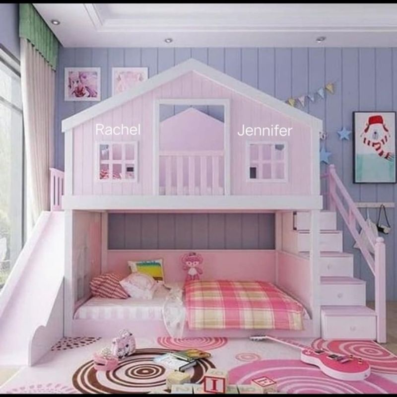 Tempat tidur anak tingkat perempuan