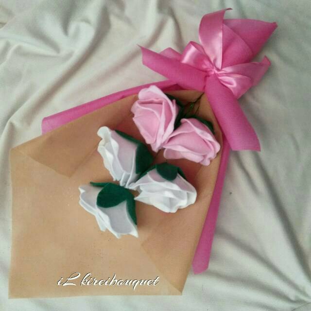 Ready Buket  bunga  kain flanel murah  dan cantik hadiah 