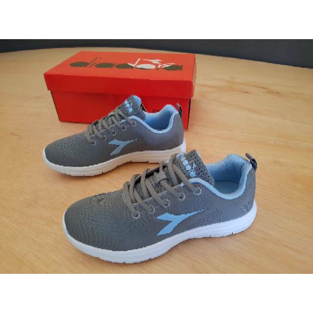 Sepatu diadora women running diadora Xrun X-run | Shopee