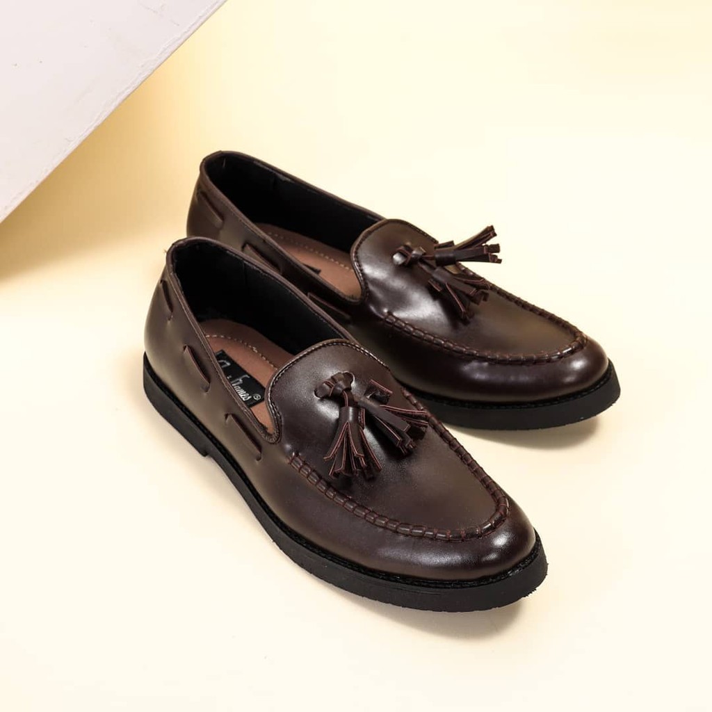 PORTO BROWN |MNM x GIANT FLAMES| Sepatu Loafers Pria Formal / Kantor ORI