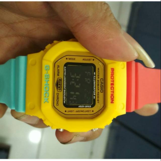 JAM TANGAN G-SHOCK WANITA