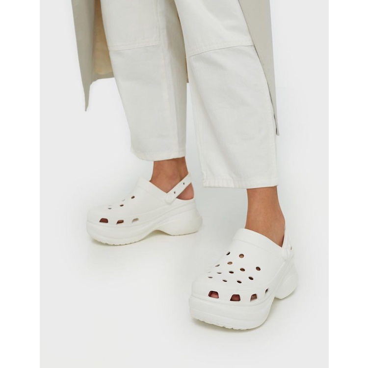 Crocs Classic Bae Clog / Sandal Karet / Fashion Wanita / Sandal Wanita / Fashion Korea / Bae Clog - White