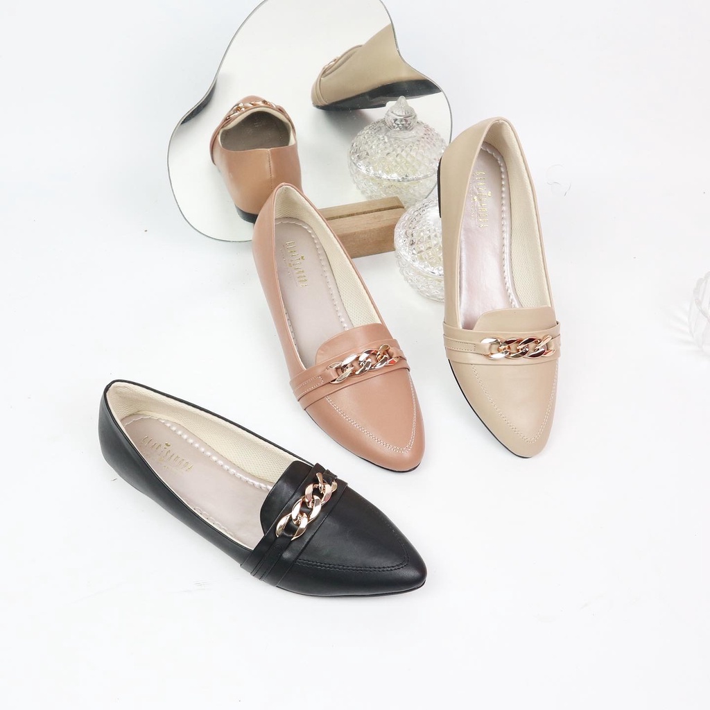 GLARISAMODA Marcy Flatshoes Rantai Gold normal to bigsize jumbo sepatu wanita