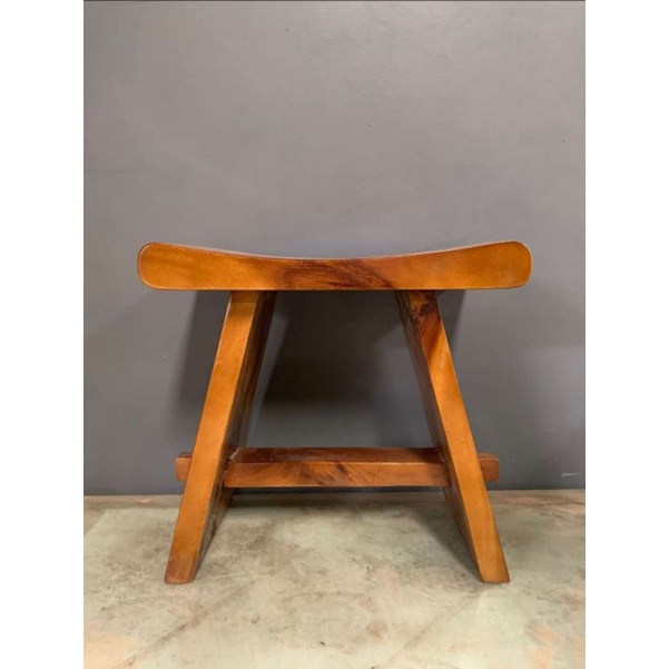 KURSI STOOL KAYU TREMBESI /SUAR