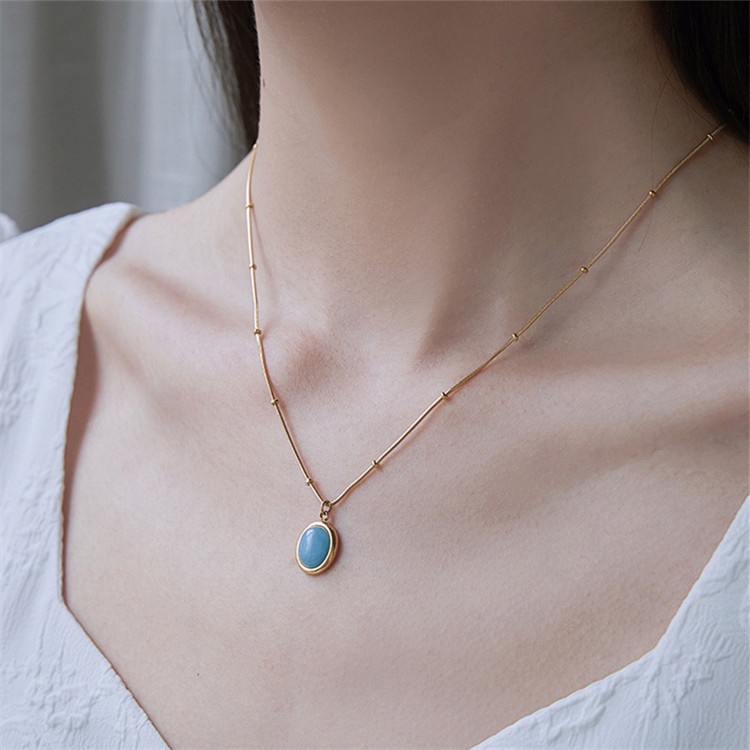 Kalung Liontin Sapphire Oval Bahan Stainless steel 18K Gold Untuk Wanita