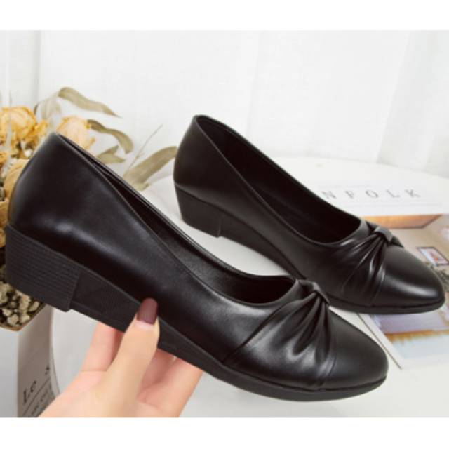 Sepatu Wanita Import Tipe 1573