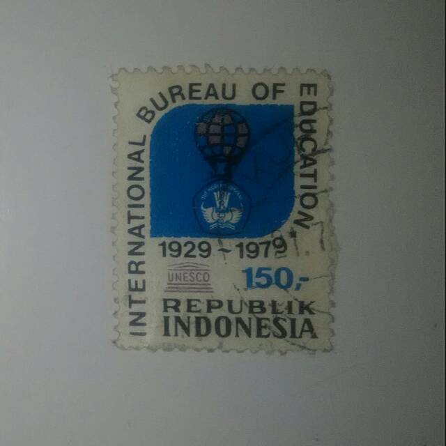 

Perangko RI thn 1979 tema International Bureau of Education