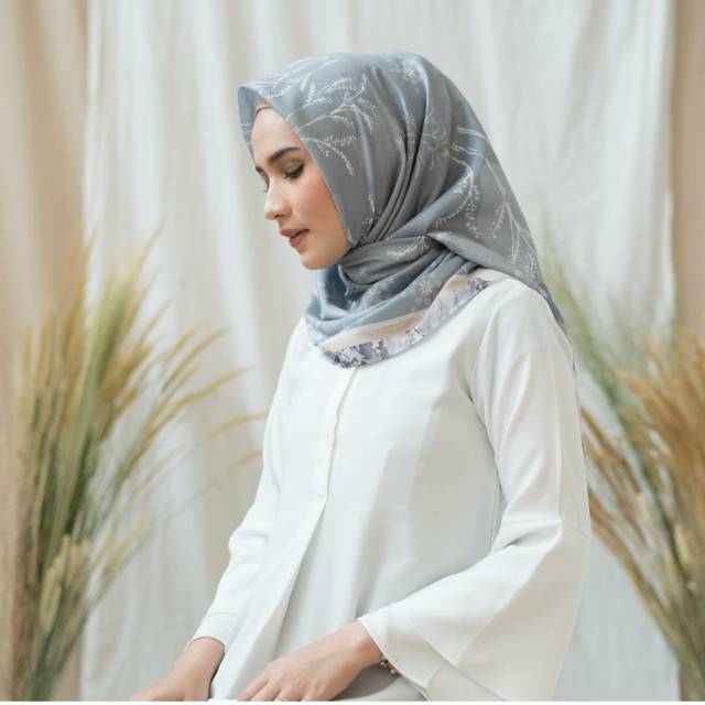 Magala scarf by heaven lights