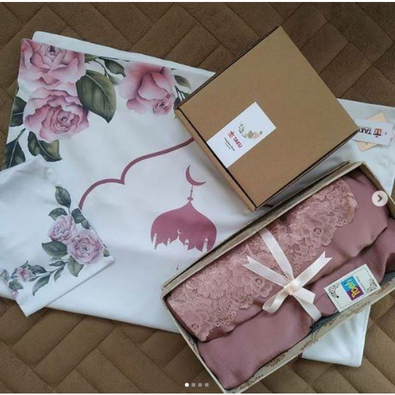 

HAMPERS BAJU GAMIS ATASAN JILBAB KOKO
