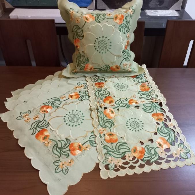 #####] Sarung Bantal Kursi Set Warna Hijau Bunga Tulip Bordir Import Mewah