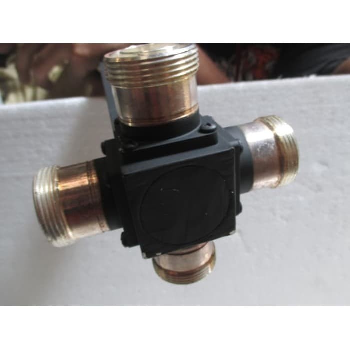 Power Divider / Splitter Pemancar FM 87.5-108Mhz 2500 Watt Max