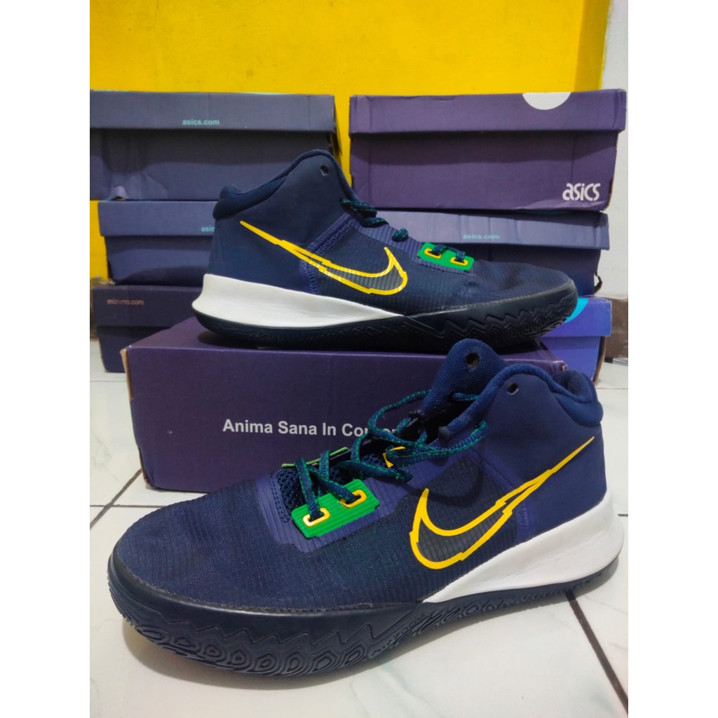 PROMO SEPATU BASKET/VOLI  KYRIE FLYTRAP SECOND ORIGINAL LIKE NEW 100% REALPICT [ CT1973-400 ]